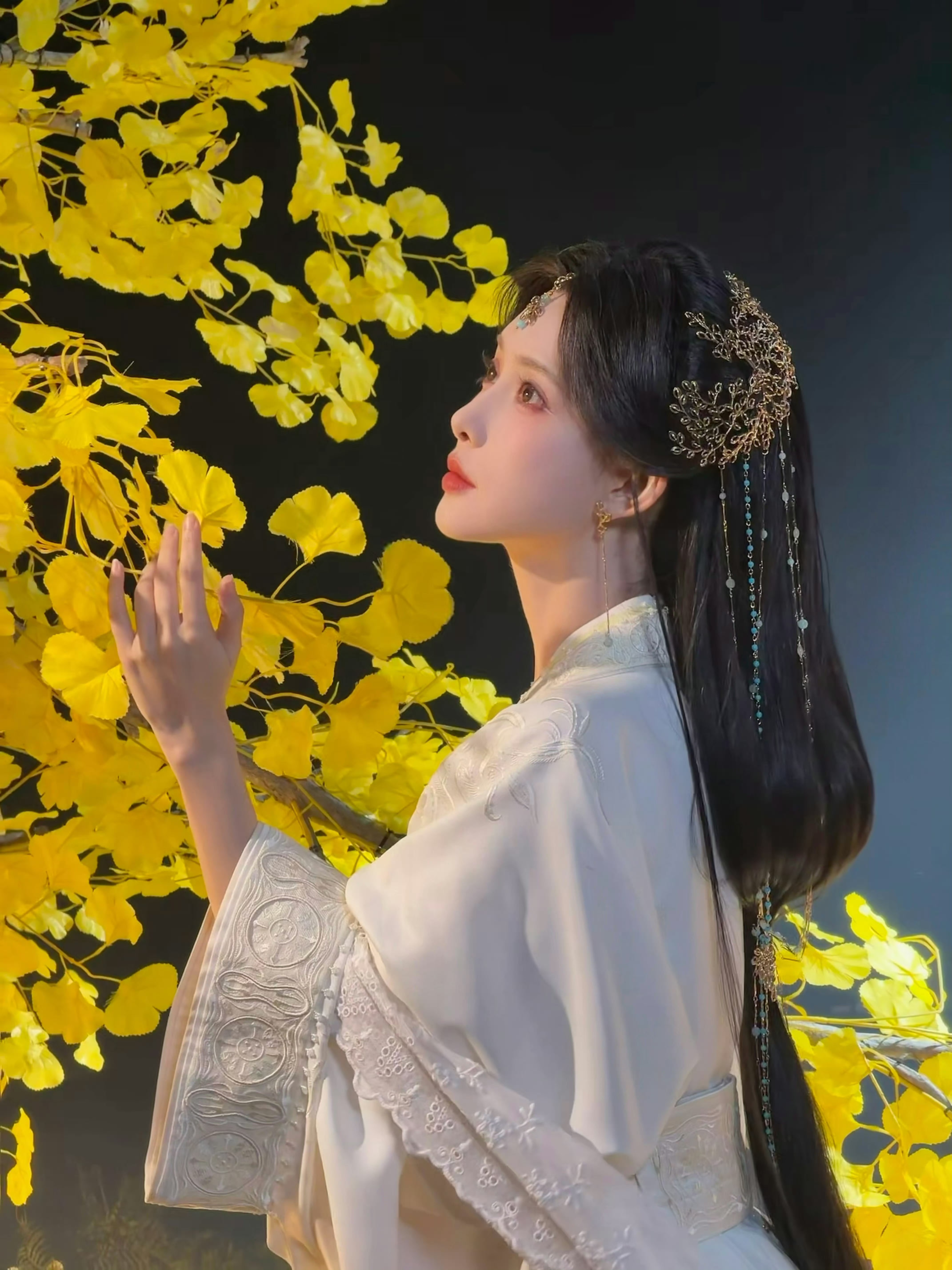 孟子义百花杀又出神图了是每帧都能当壁纸的程度，完美传递出角色胸有成竹、运筹帷幄的