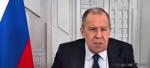 特不靠谱的的操作谁能看懂？

特朗普说要核试验，拉夫罗夫：没收到美方任何说明！俄