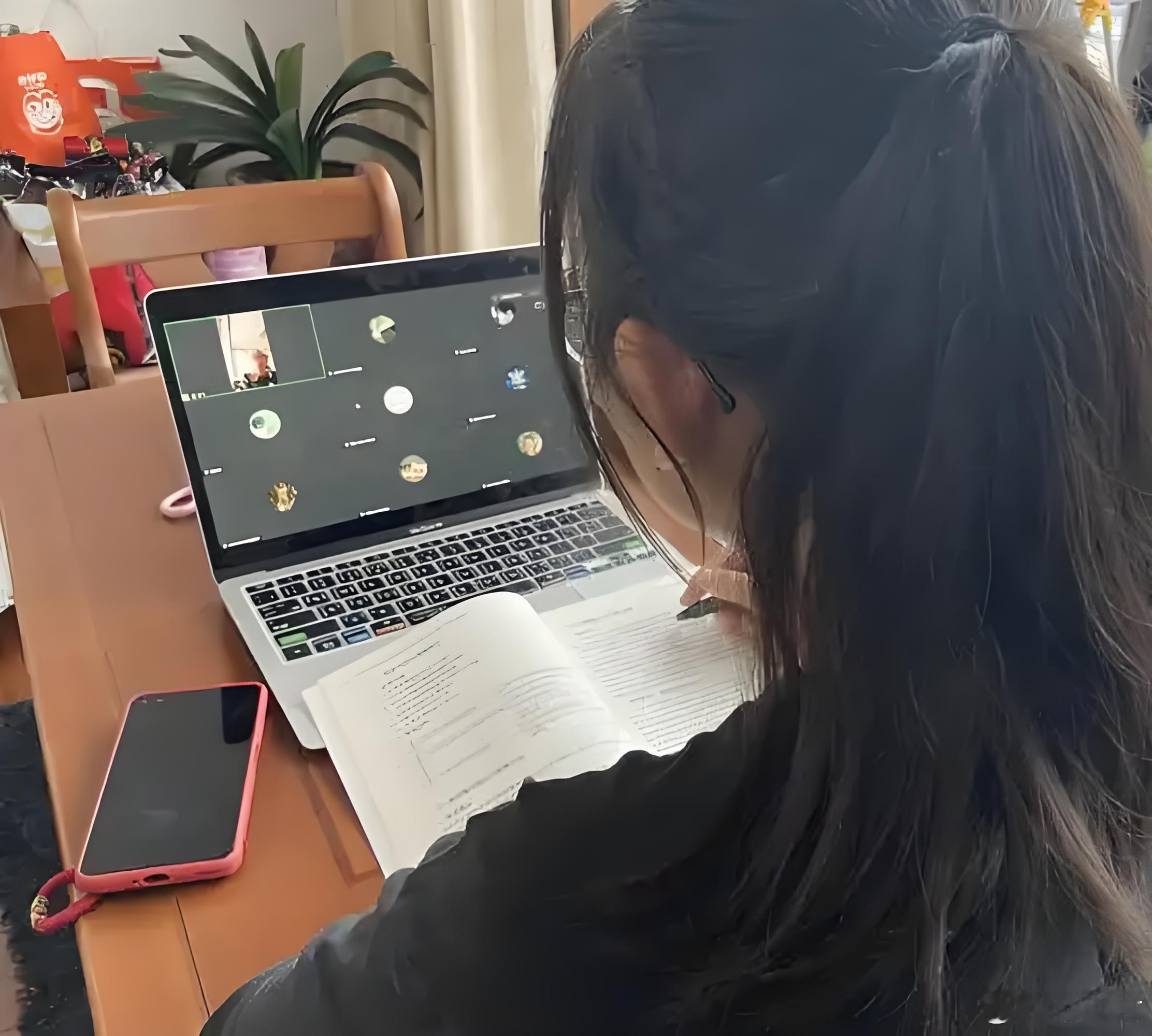 学生党真的，有个合适的套餐能省太多心了。网课、追剧、刷视频，每个月用量都不一样，