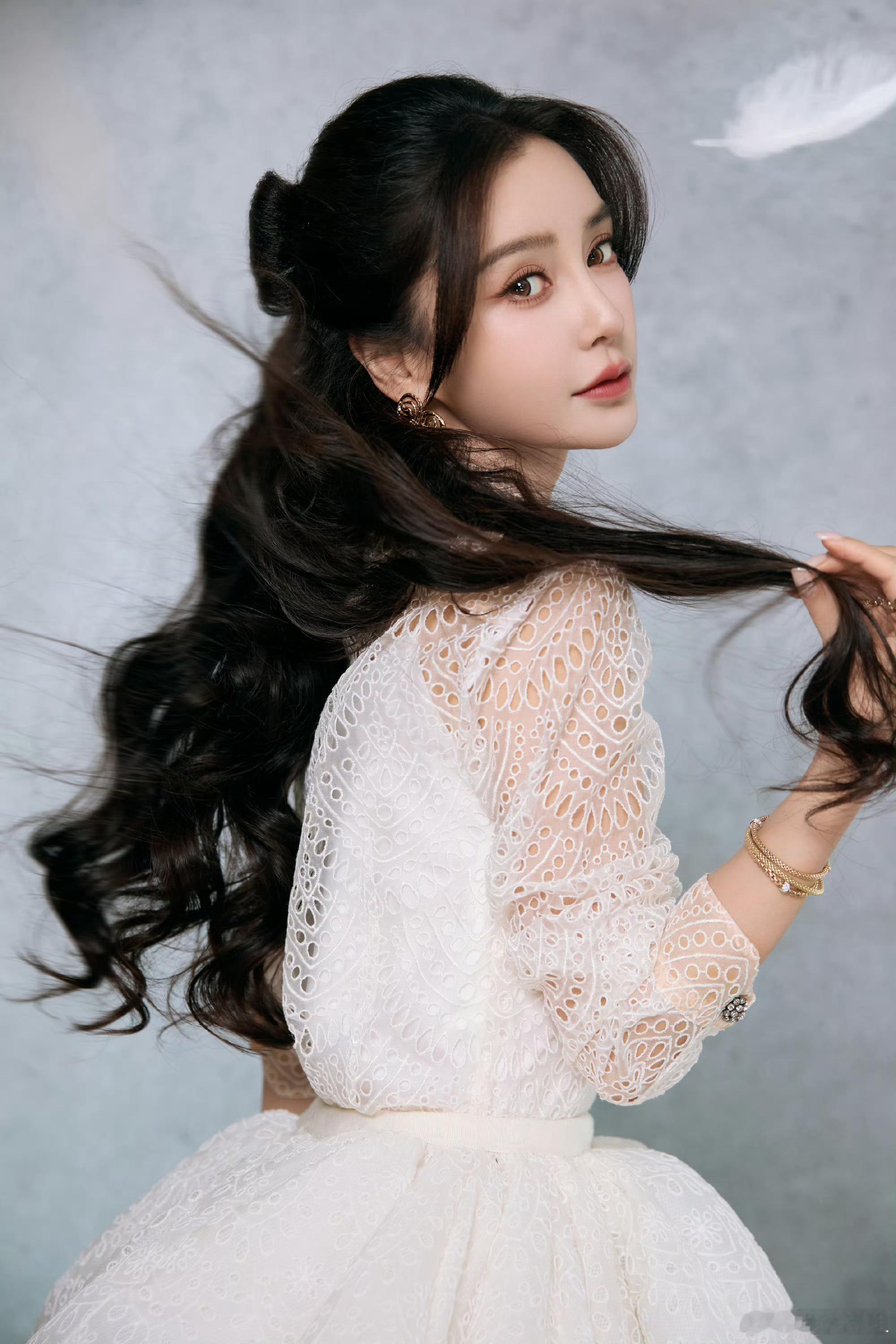 Angelababy陈飞宇杭州活动 Angelababy与陈飞宇参加杭州活动，现