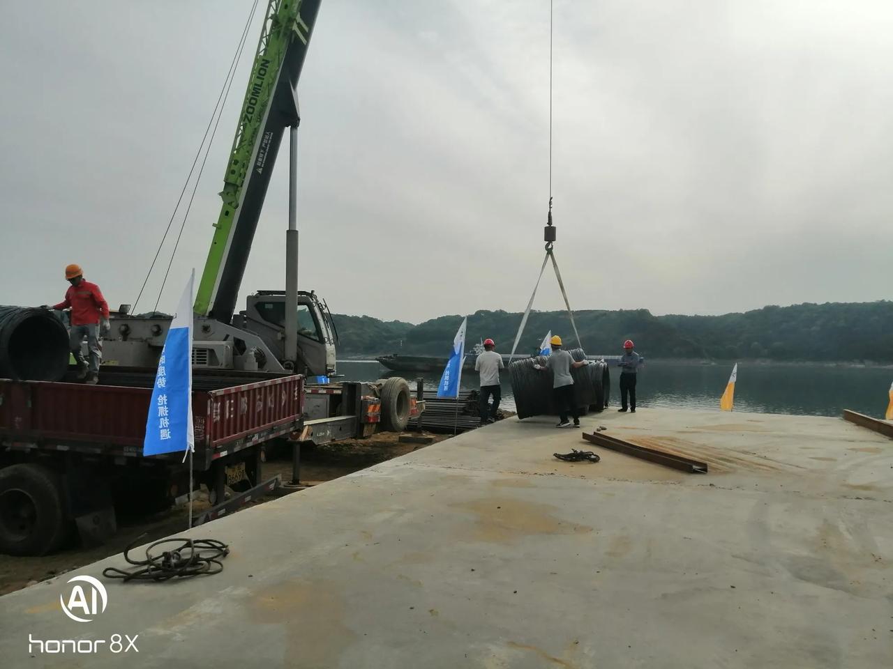 安全事故在一定程度上虽不可避免，但毕竟属于小概率事件，但愿此类事件能越来越少 。