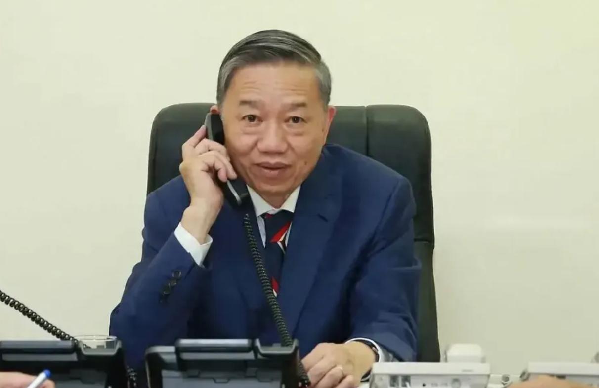 苏林在联合国大会上的那番发言，最有看头的不是他讲了啥，而是他挑了什么场合、顶着什