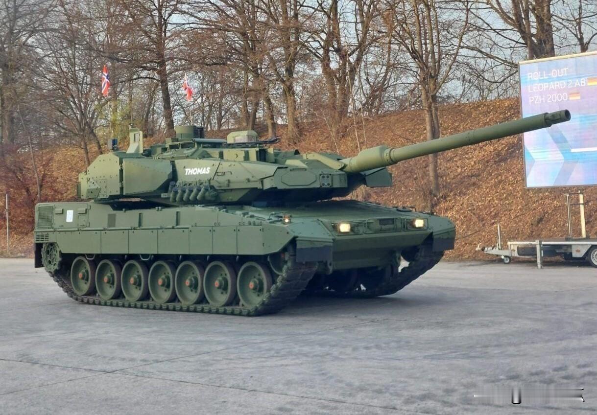 老物件。德国正式发布了豹2A8坦克；这是30年来德国首次从零开始自主研发生产坦克