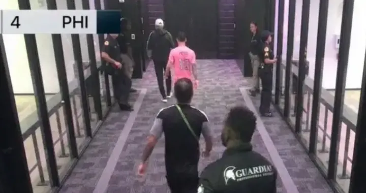 梅西左腿伤退拉响世界杯警报，距阿根廷卫冕征程仅剩三周！