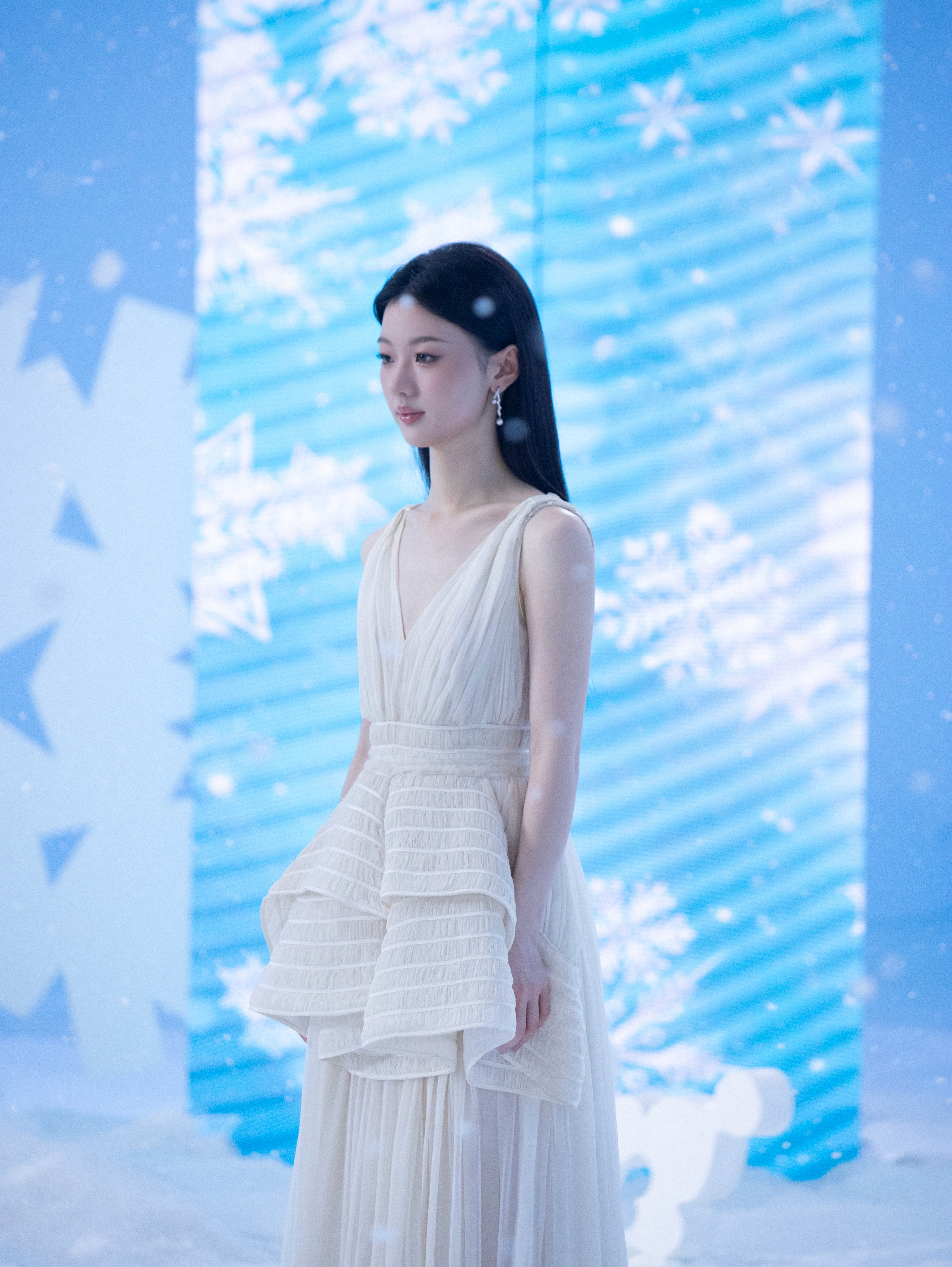 单依纯  in  Maison Rabih Kayrouz Fall 2018 