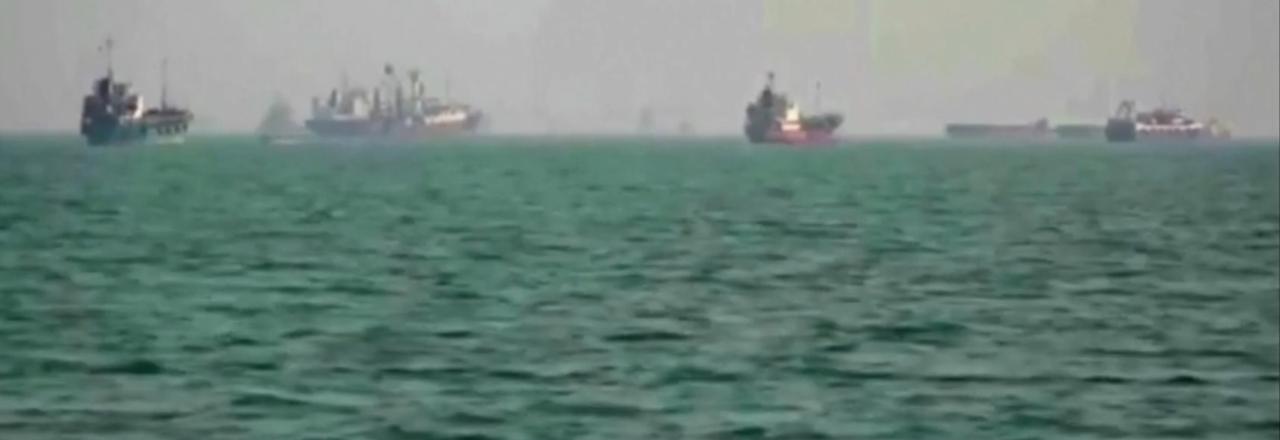 霍尔木兹海峡局势骤然升级，伊朗宣布再次封锁这一全球能源命脉，美军则宣称已完全切断