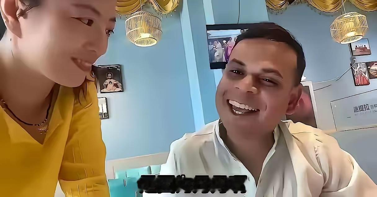 印度的温度太高，丹丹的老公担心丹丹过去以后会接受不了，所以在印度很多家庭都安装不