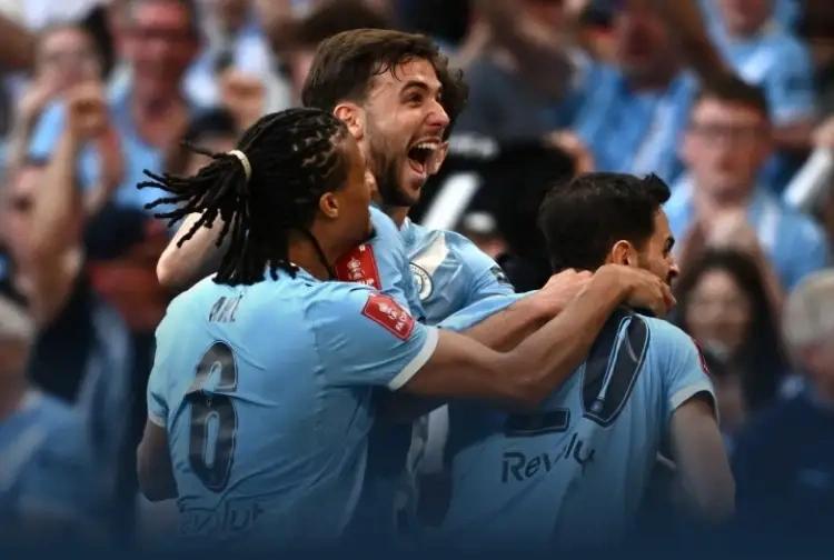 【足总杯半决赛又是绝杀，连续四年进决赛，曼城2-1力克南安普顿】强者运强，太刺激