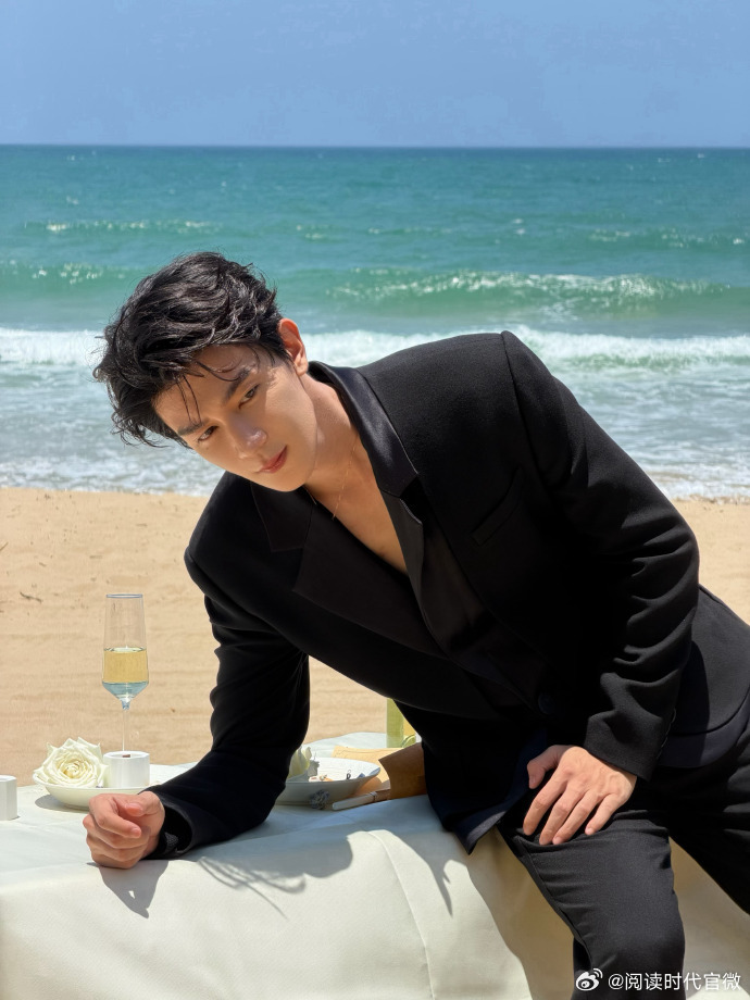 夏之光怎么控制我心跳了夏之光一抬头我心跳漏跳一拍 新鲜海边live抓拍重磅释出，