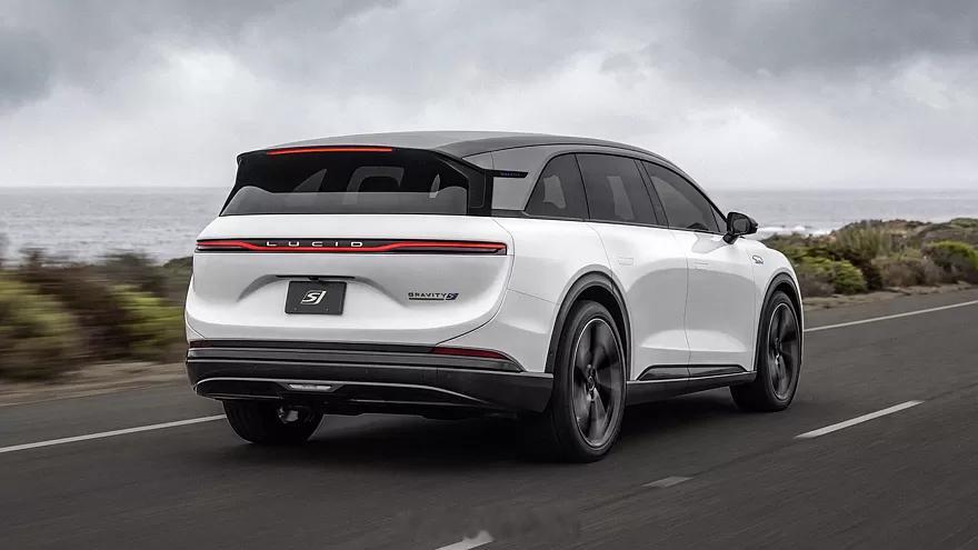 Lucid Gravity GT-S，像不像MPV不好说，反正不像个SUV。重点