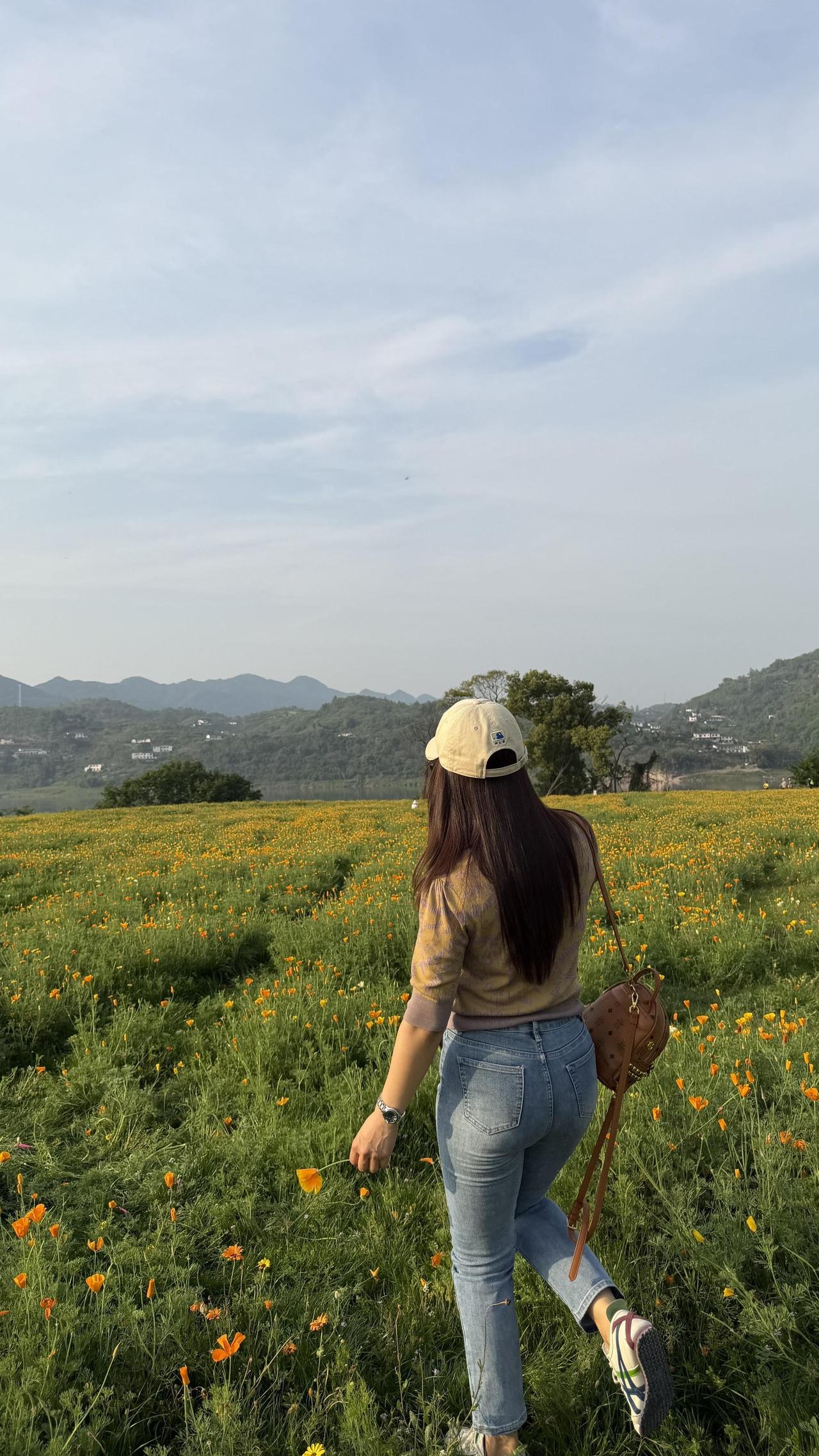 女生如何穿搭看起来时尚更有品味呢