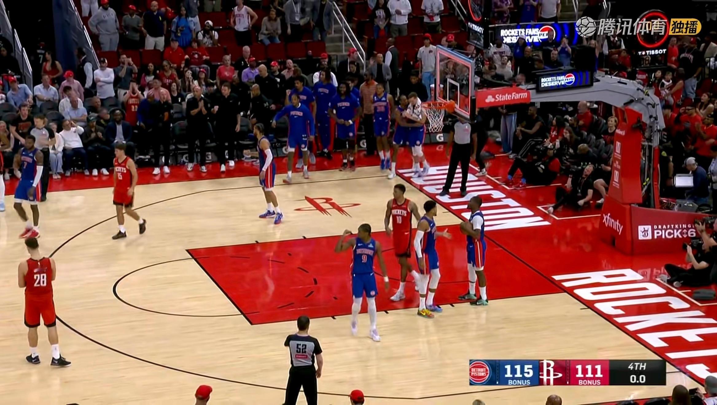活塞115:111战胜火箭，杜兰特空砍37分！想看回放举手！金秋观赛季新赛季篮不