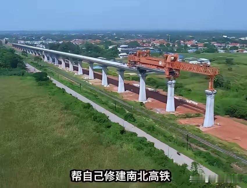 越南现在太尴尬了，本来还以为中日会抢着接南北高铁项目，没想到日本不接招，中国企业