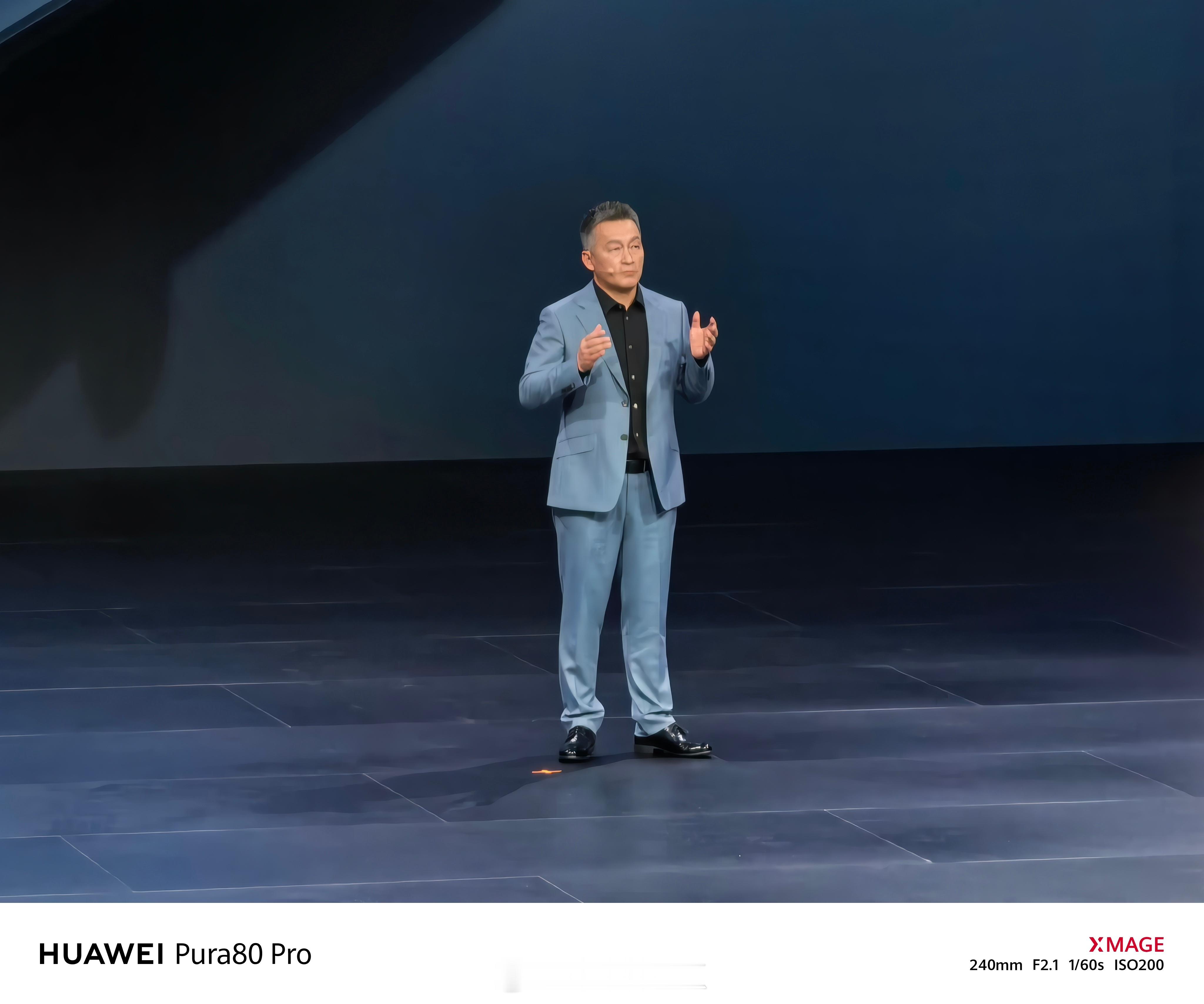 华为Pura80 Pro的四倍镜和iPhone15PM的五倍镜。大家觉得，这俩有