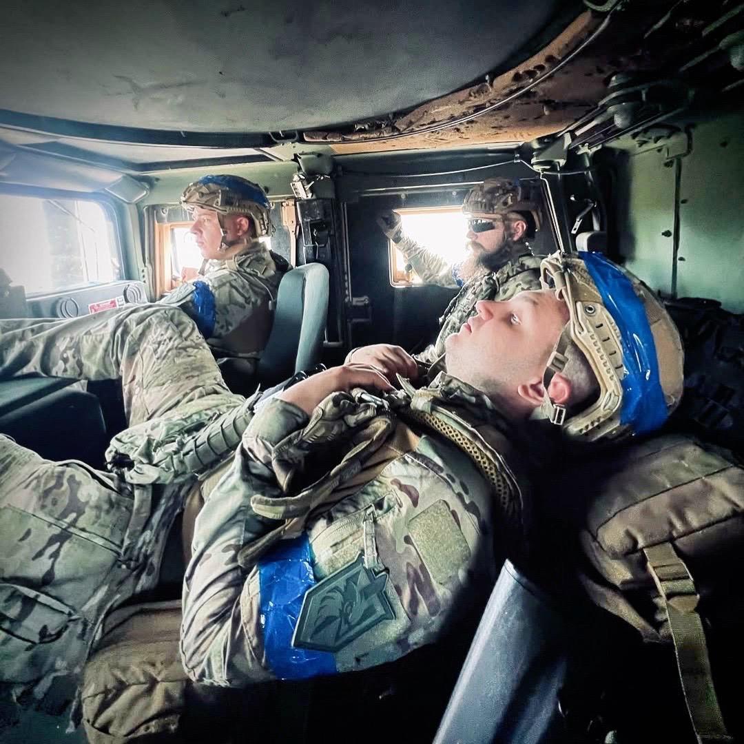 你觉得你很难不妨看看他们