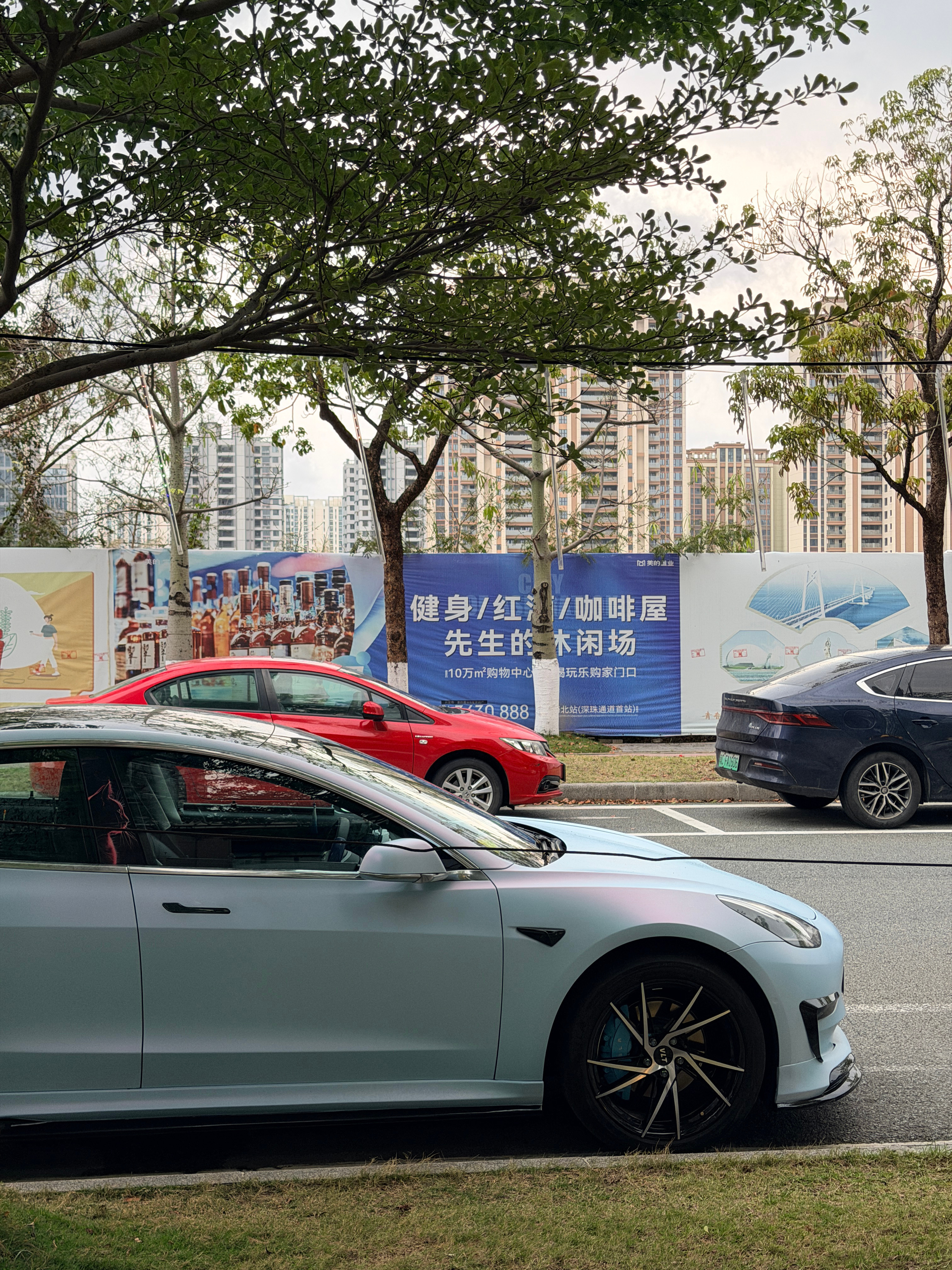 这一定是位女车主薄荷绿透着点儿粉调好清凉的既视感我与汽车的日常