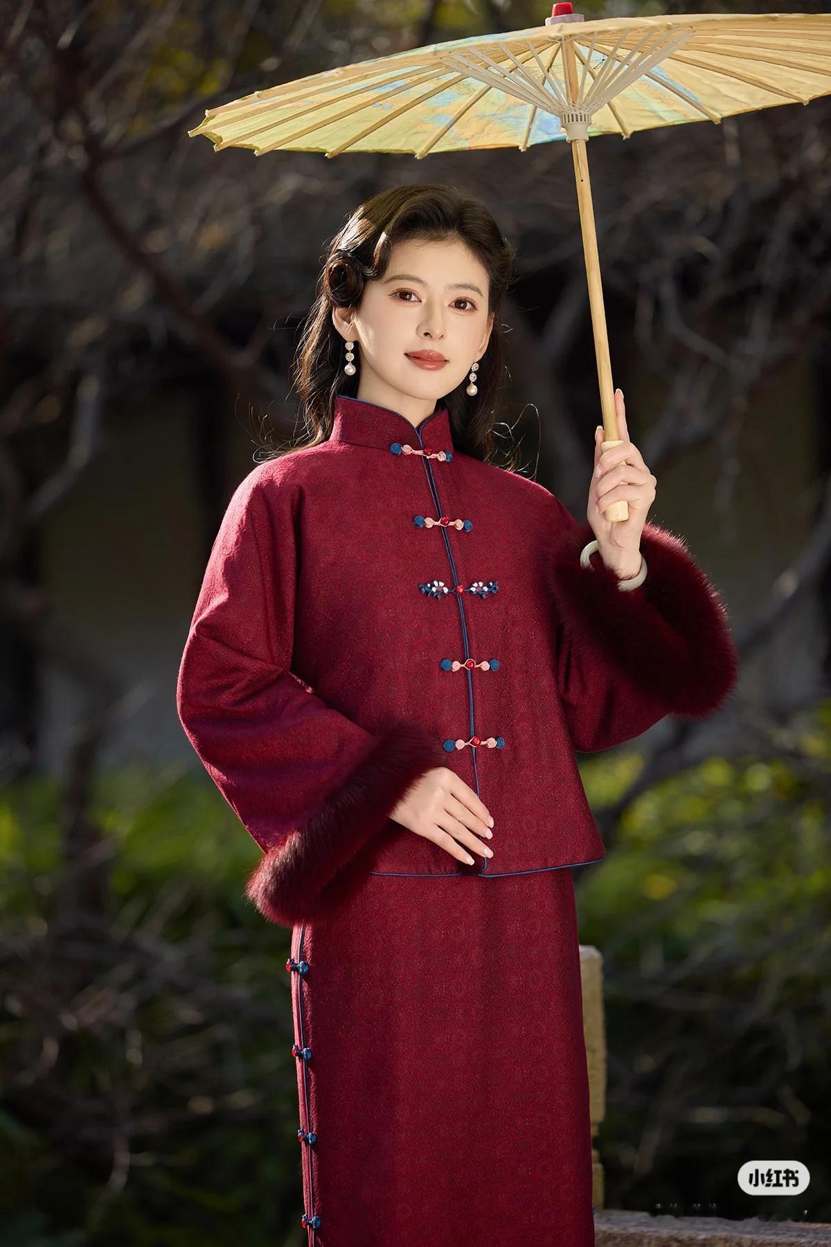 优雅与性感，你会怎么选美女旗袍穿搭写真