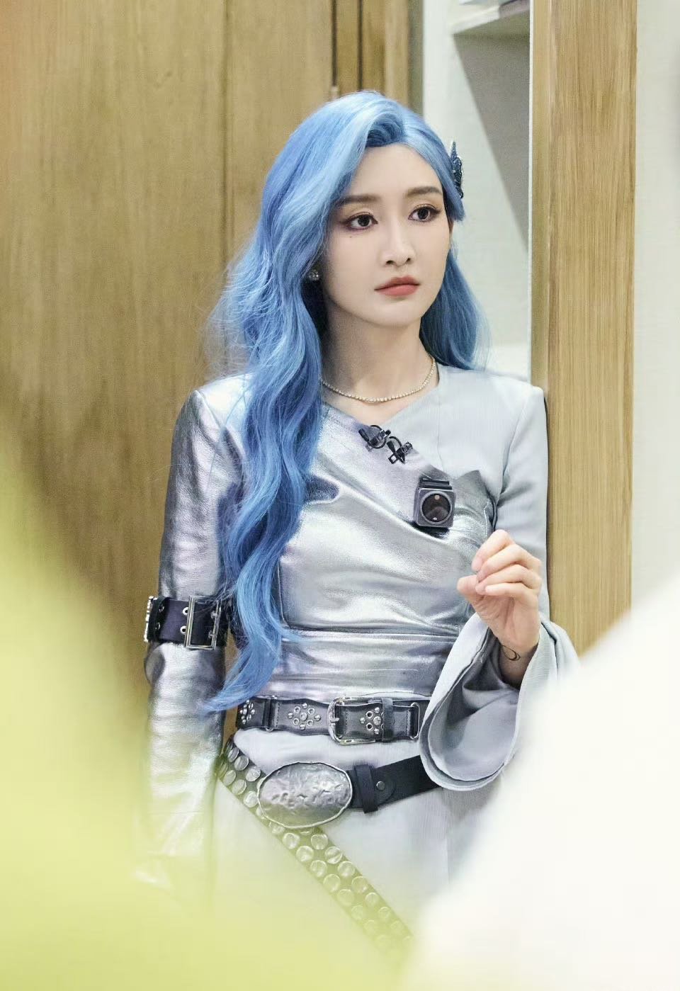 王鸥长得最好看的先搜何老师刚说完这句，王鸥立刻主动上前，反应超快又超自信！漂亮又