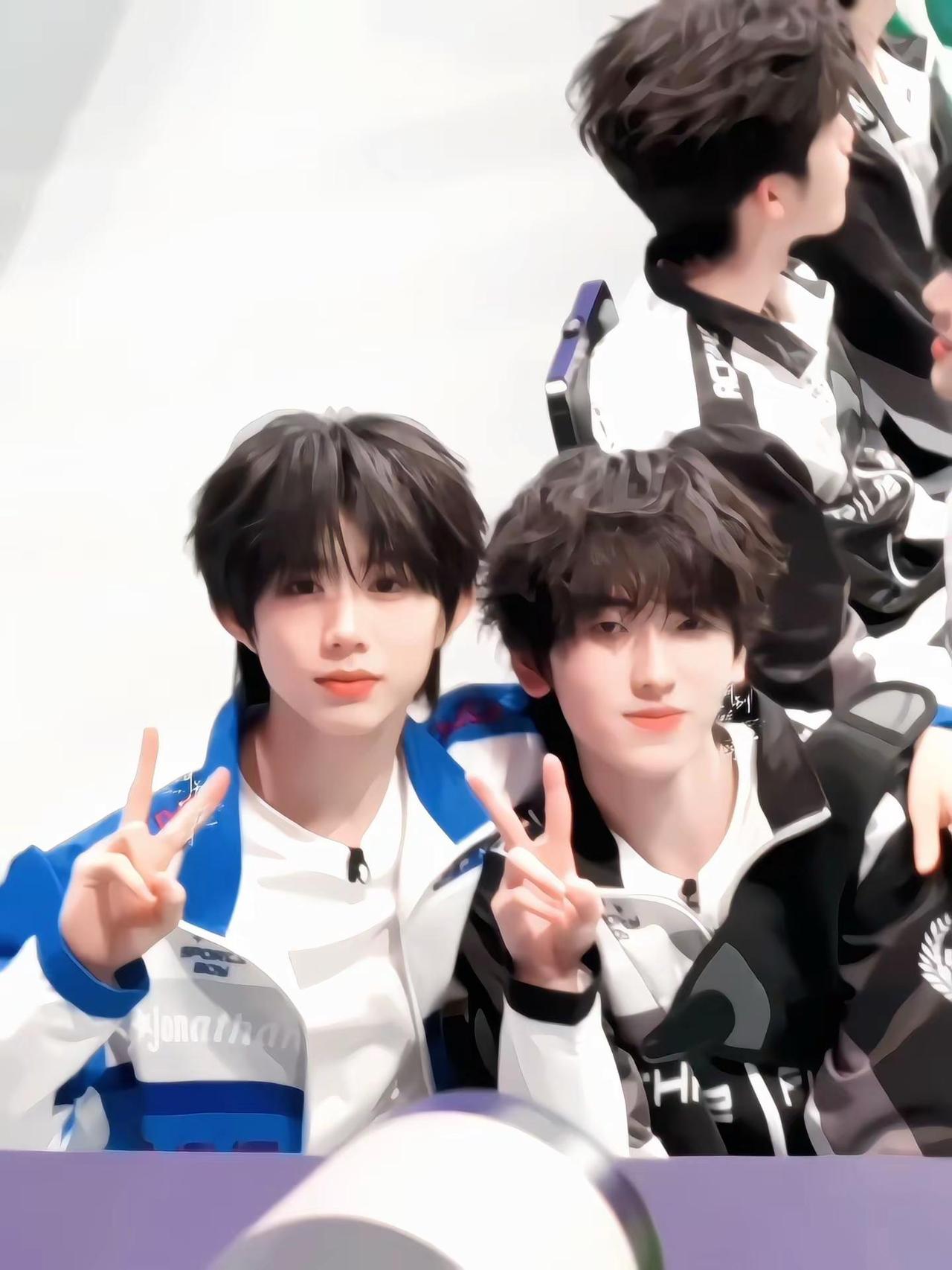 就一眼爱变成一种天赋。TF家族运动会 突围 kijo （cr：🧣请别吃我呀）