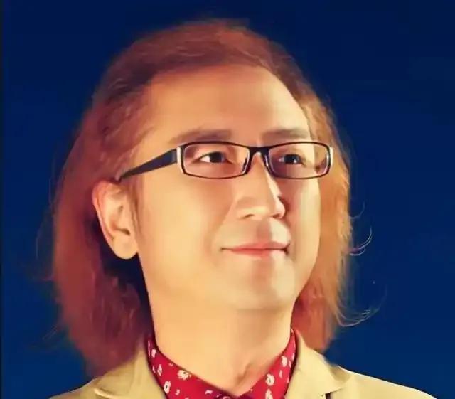 🎤重大消息！8月4日，著名音乐人狼戈要来瓜州啦！🎵
 
狼戈老师带着他那充满