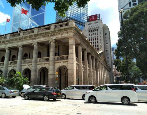 恒大暴雷的清算名单里，许家印被判无期徒刑，57 名涉案人员一审公开宣判。但恒大前