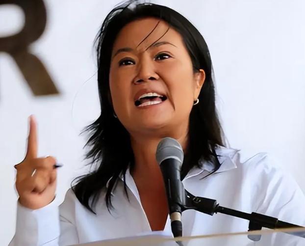 日裔女总统藤森庆子7月28日才上台，一个多月后就对万里之外的伊朗下手。9月1日，