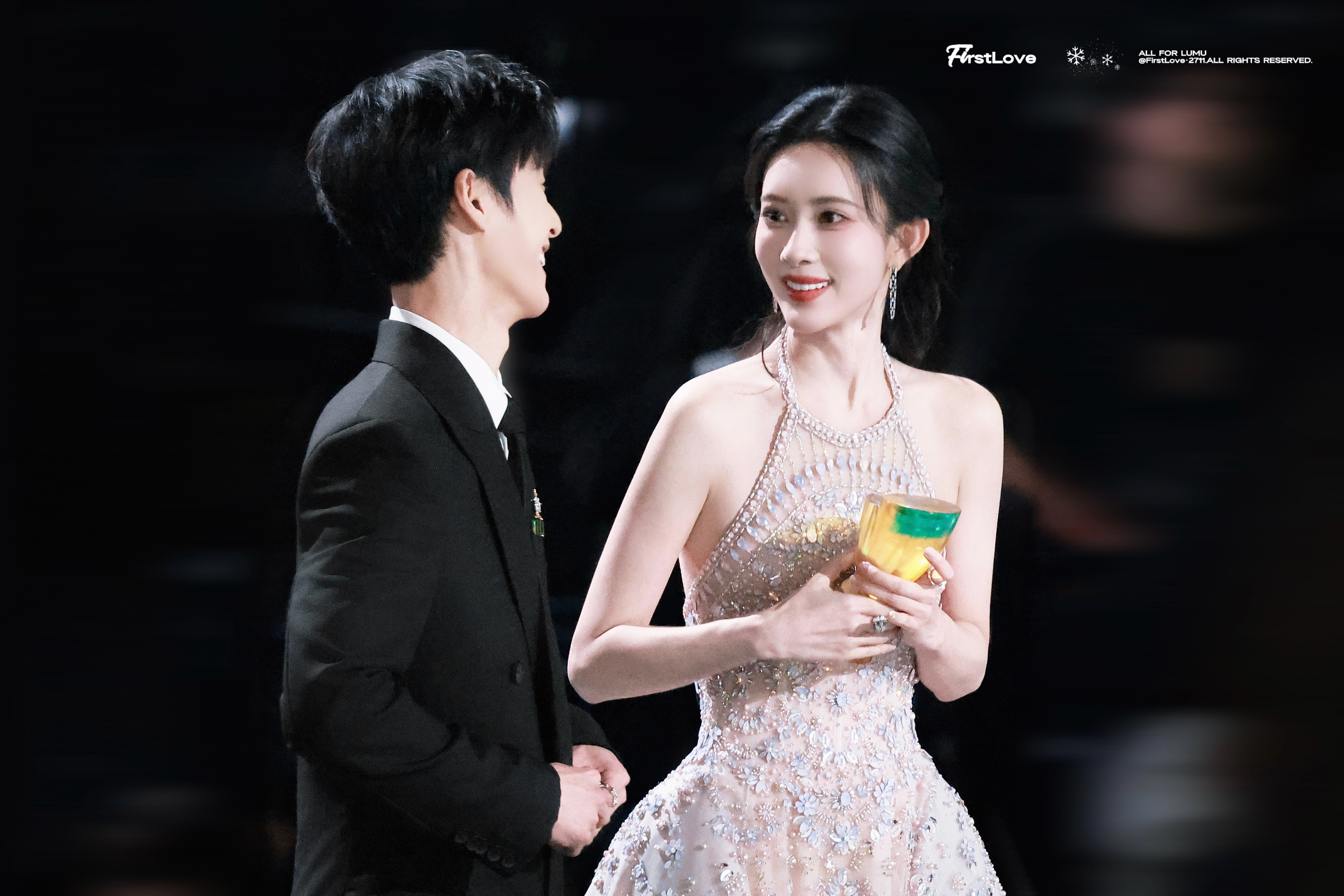 站姐发的昀牵孟绕 谁来管管吧这两口子也太爱笑了（是爱看多笑的意思👉🏻👈🏻