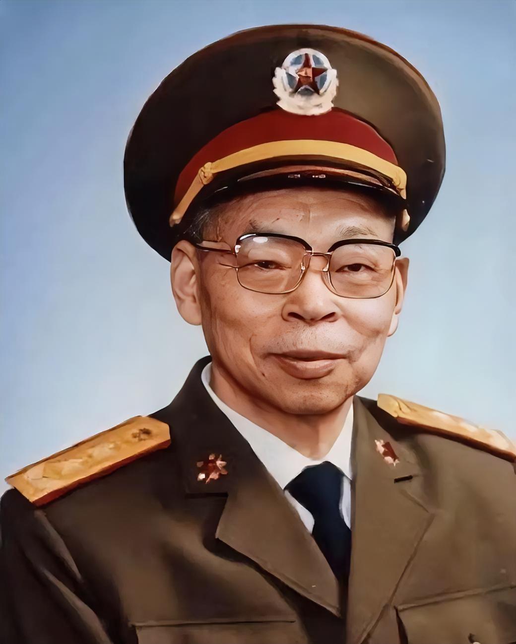 他可以说是一名“老西藏”，解放西藏有他，平叛西藏叛乱有他，1962对印自卫反击战