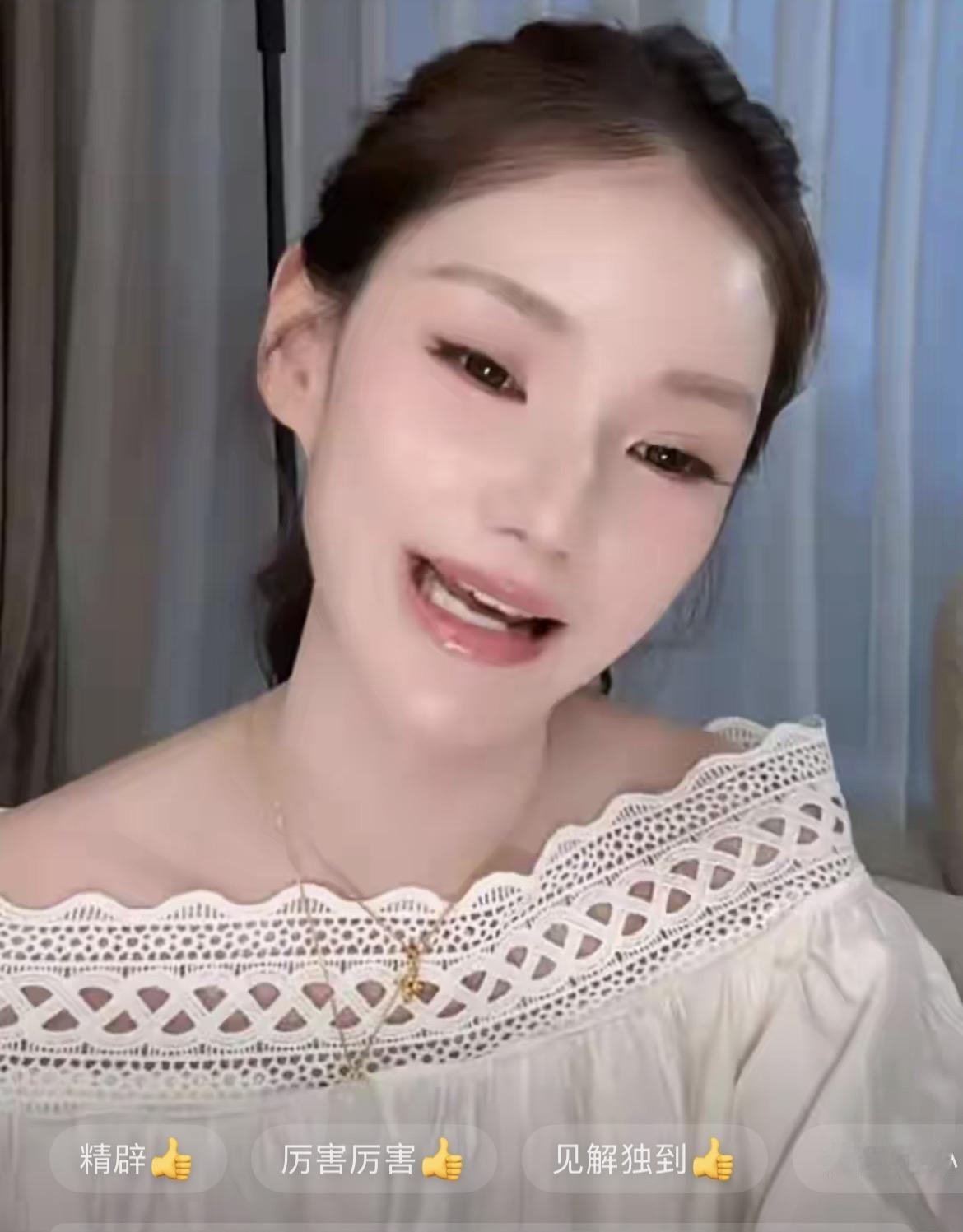 马筱梅终于松口聊二胎了！
说自己超期待能拼个小女儿，看着玥儿又乖又亮眼，实在忍不