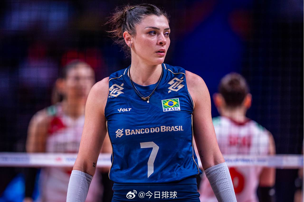 【2026世界女排联赛 澳门总决赛：巴西女排晋级四强】北京时间22日晚上，澳门，