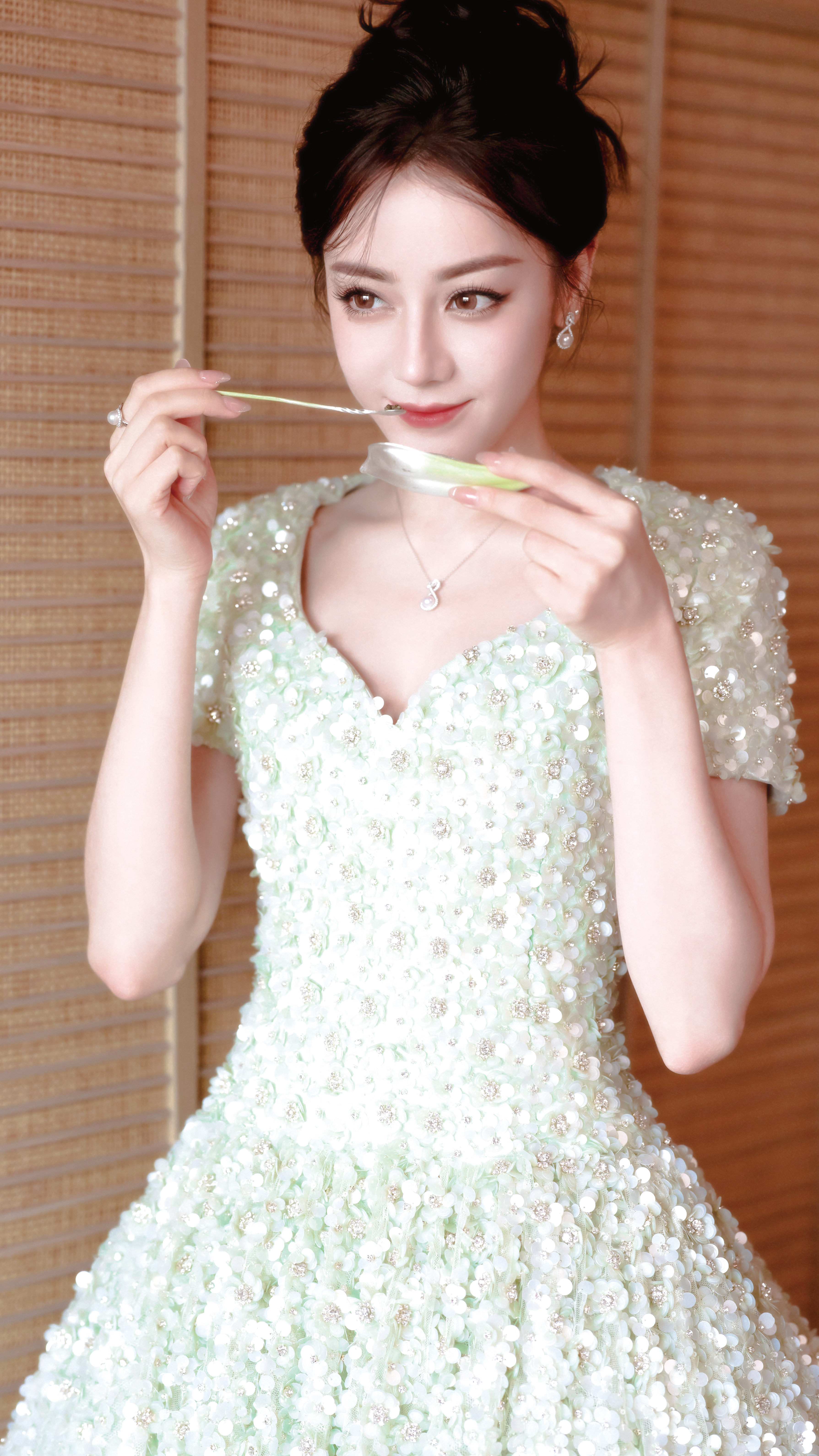 🧚‍♀️迪丽热巴 ​​​