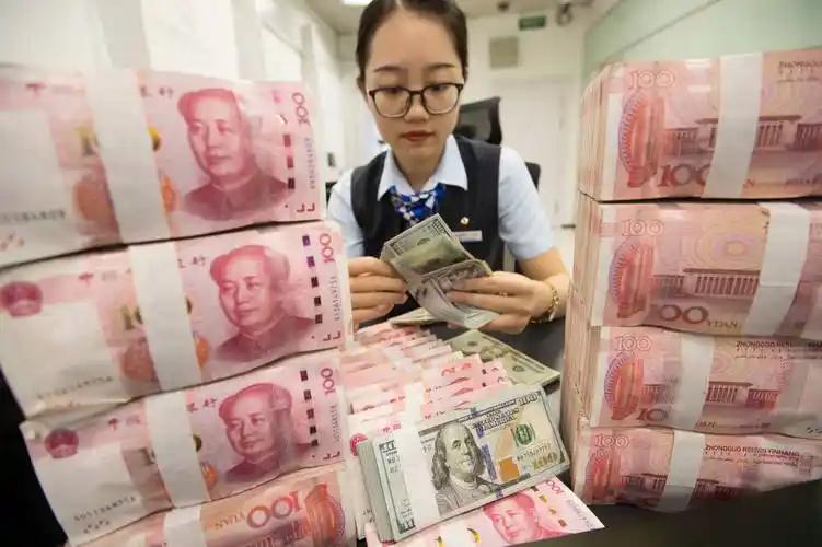 [月亮]全国消费第一城，重庆一年花1.67万亿！成功逆袭上海


现在全网都在喊