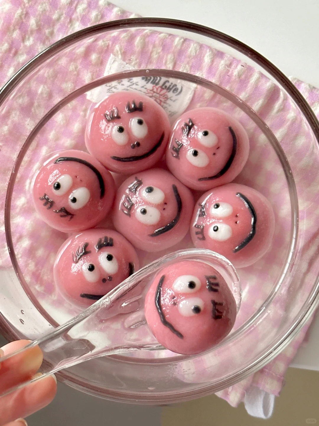 煮了一碗巴巴爸爸汤圆💗