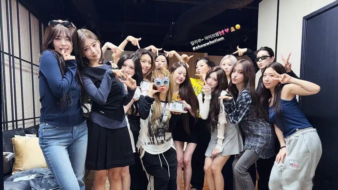 这到底谁的生日会？谁是主角啊 