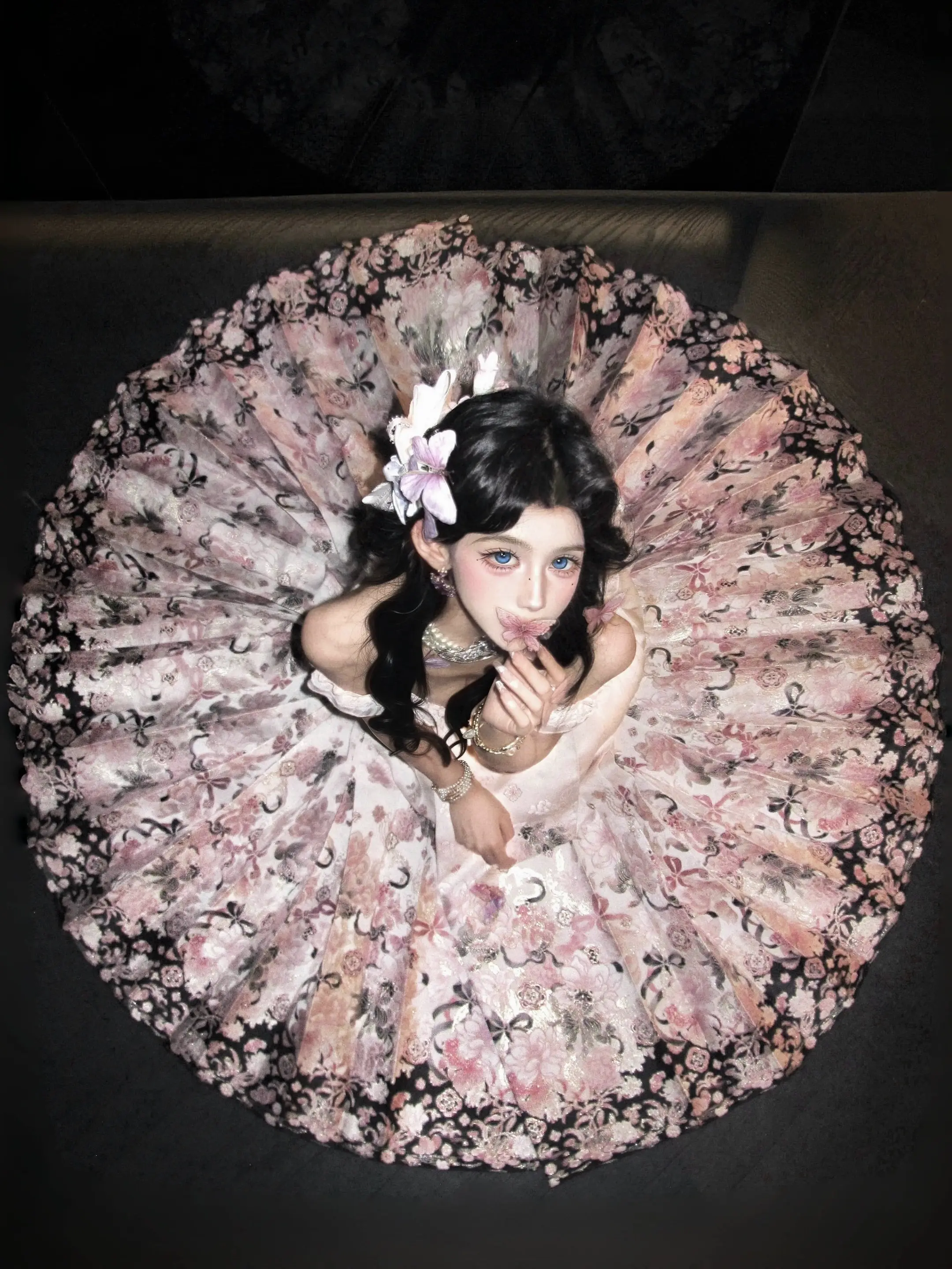 鬼灯一现 露出桃花面🥀