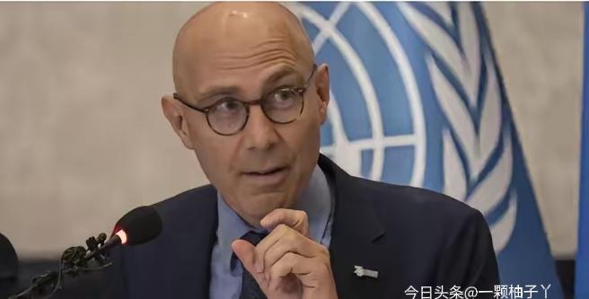 联合国人权事务高级专员沃尔克·图尔克在日内瓦人权理事会发表讲话。他在发言中对近期