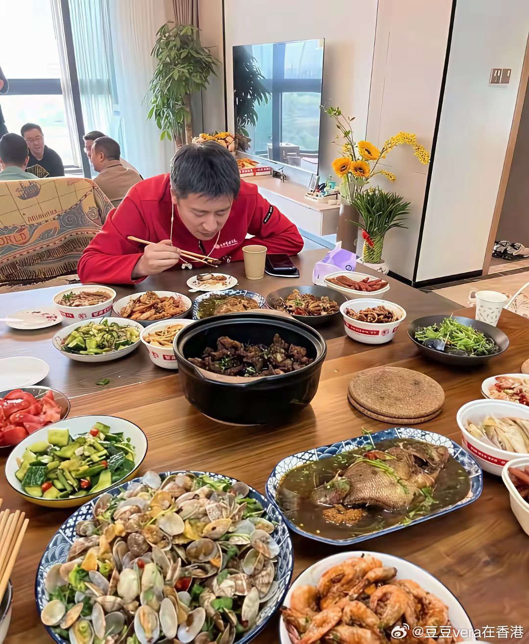 张老师是清醒的人 ​​​