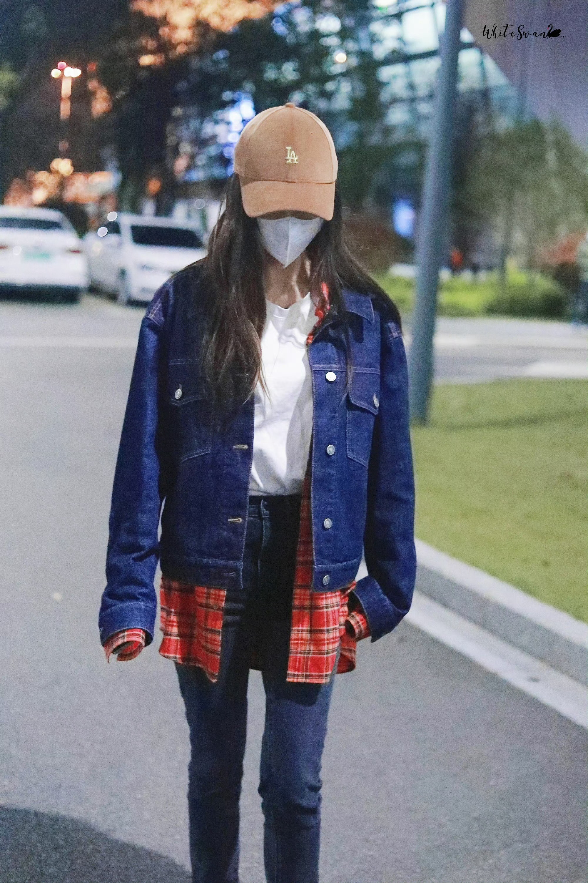 angelababy[超话] 🍀angelababy青春是窗外的梧桐树，是骄阳