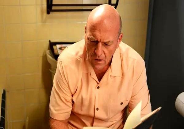 真给我整不会了！

《绝命毒师》里老白那本《惠特曼诗集》的坑，隔了十几年还在被网