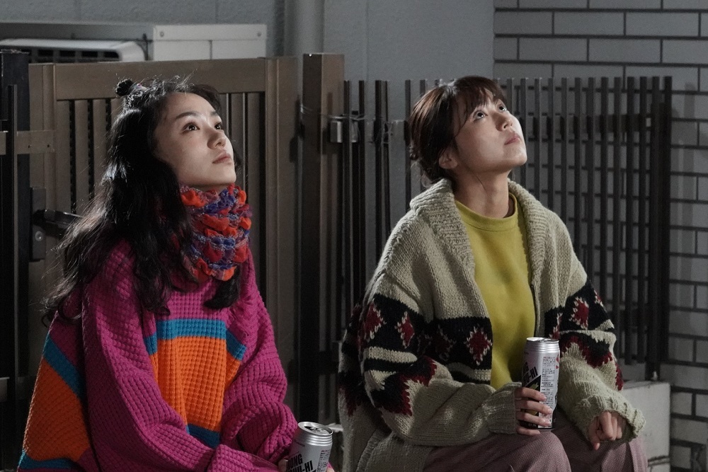 年龄大了，发现每个朋友都有自己的生活，很难再约出来了，也几乎没有随时可以约出来的