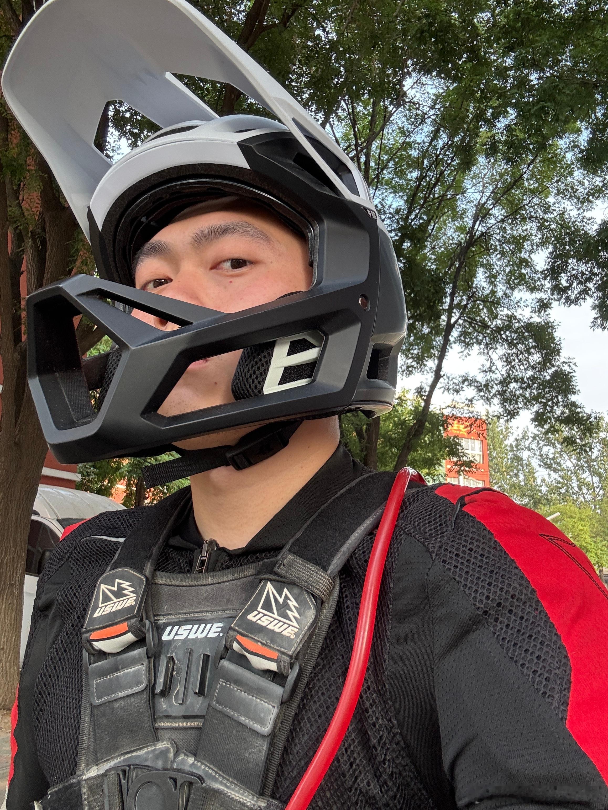 早上人力，晚上玩儿点儿新能源的吧～[doge] ​​​