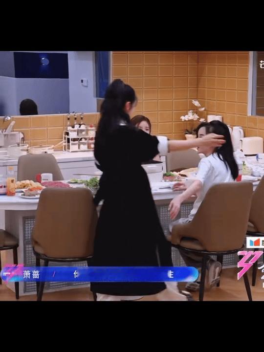 陶昕然曾因母亲生病停工3年 听萧蔷聊妈妈，陶昕然瞬间共情，三年停工守护至亲，果然