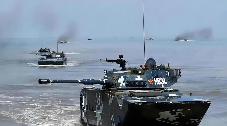 军队再强大，经济再富足，武器再尖端，没有没有伟大领袖，全都白瞎。
 
了解中国近