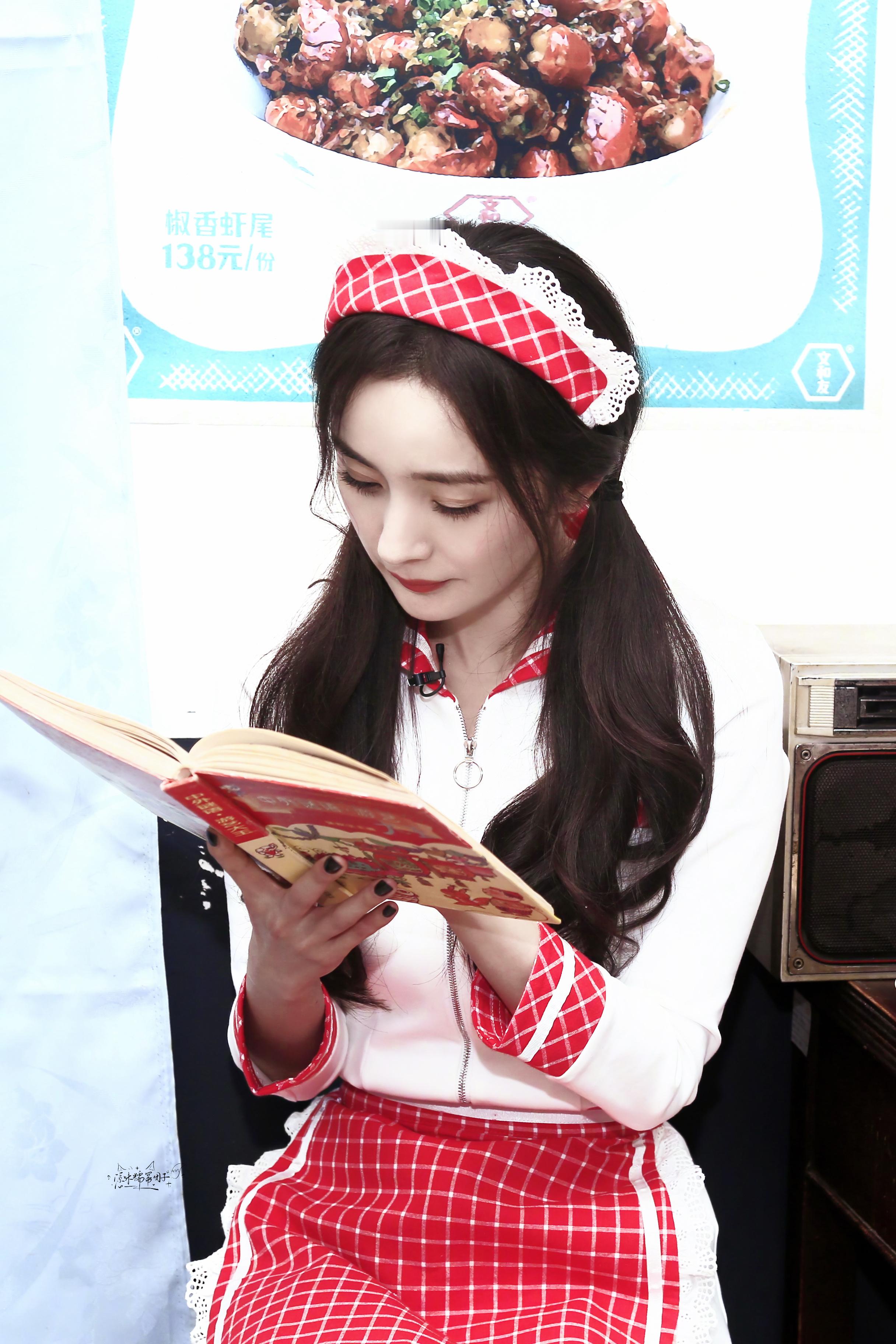 📖 