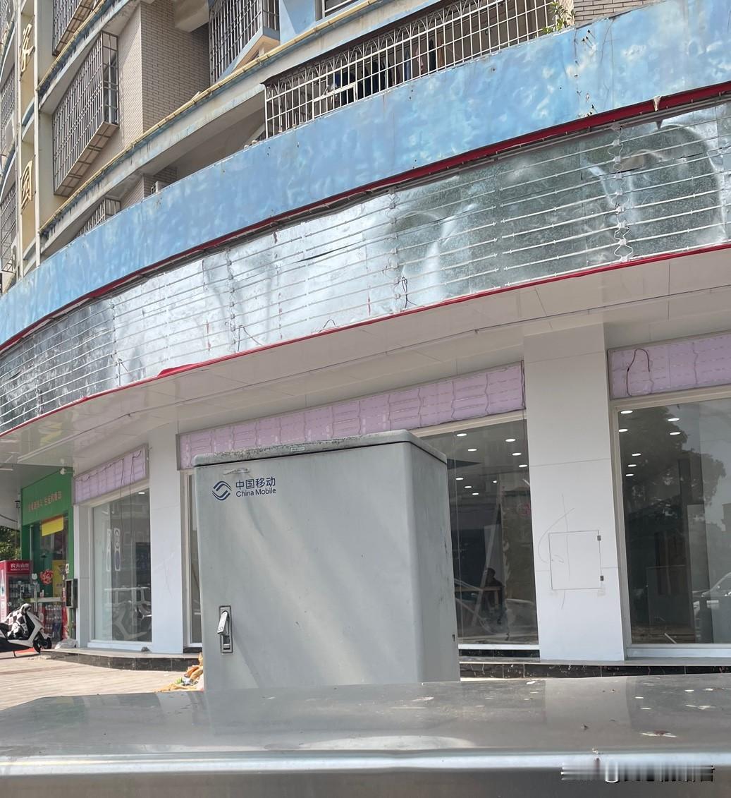 这种女人，是真娶不得！一女子，和男友谈了3年，现在准备结婚，男友给了她18.8万