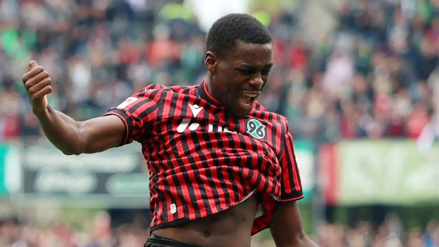 🚨［慕尼黑日報］：萊昂·格列茨卡在拜仁慕尼黑的時光即將結束，越來越多的跡象表明