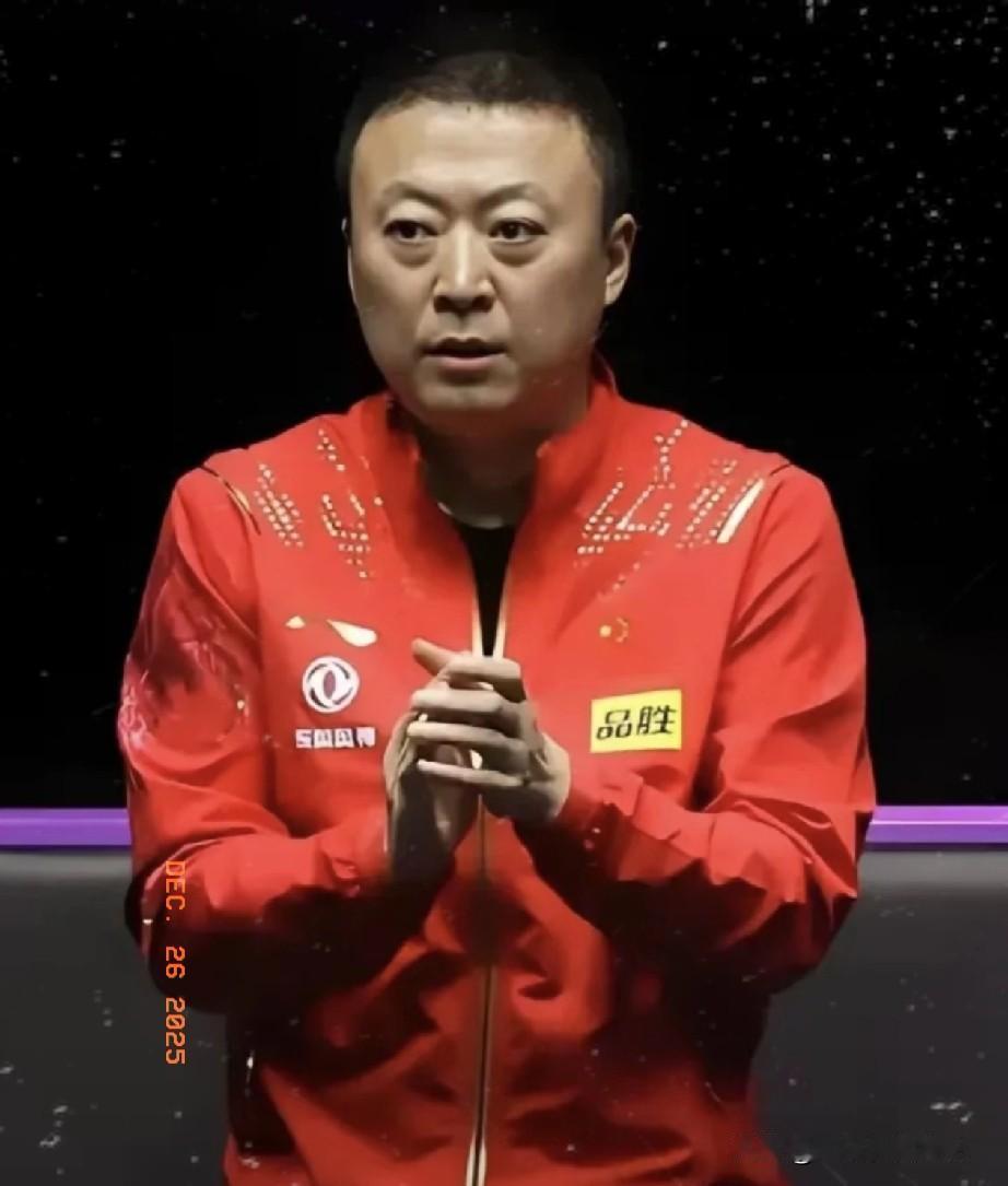 错了，都猜错了

国乒新帅，不是他孔令辉，也不是邓亚萍。

因为乒协要求新帅必须