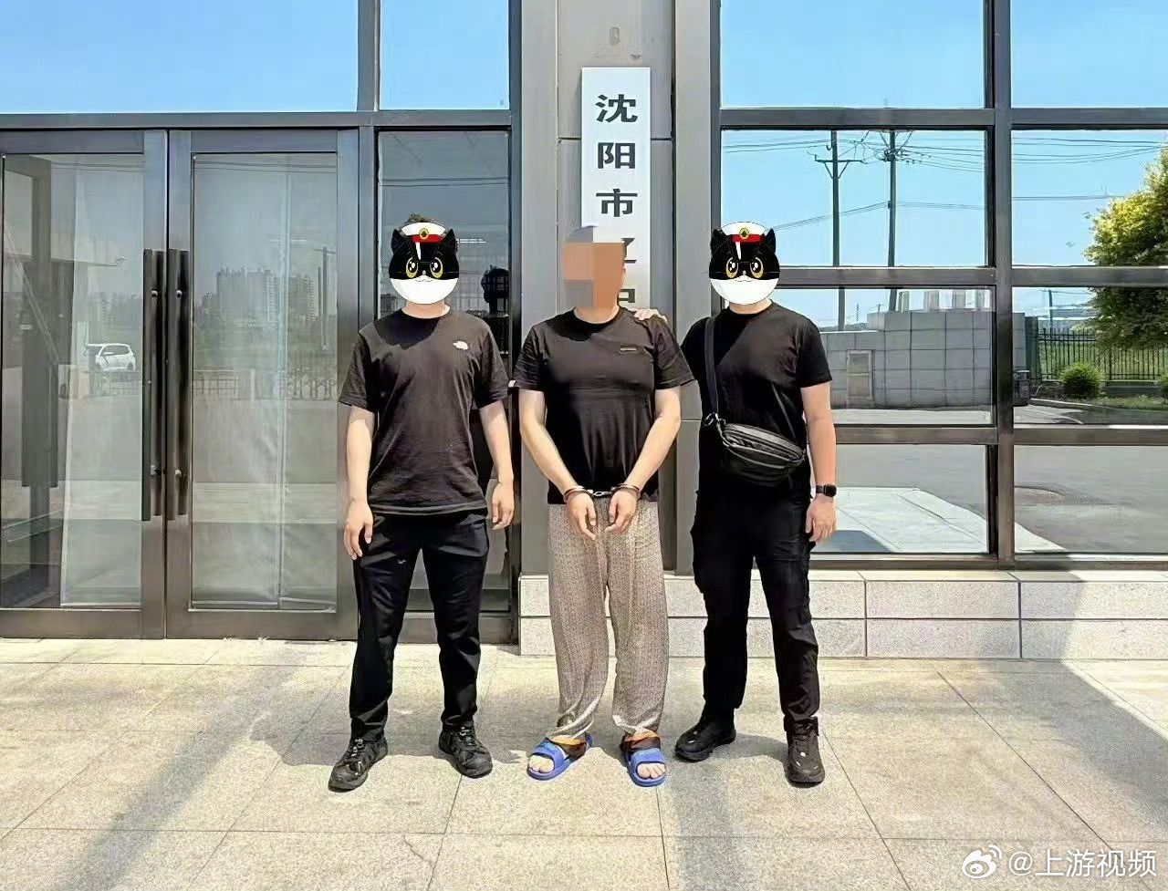 #男子花钱捞朋友被骗266万# 【朋友被拘男子轻信花钱捞人，266万巨款被骗三年
