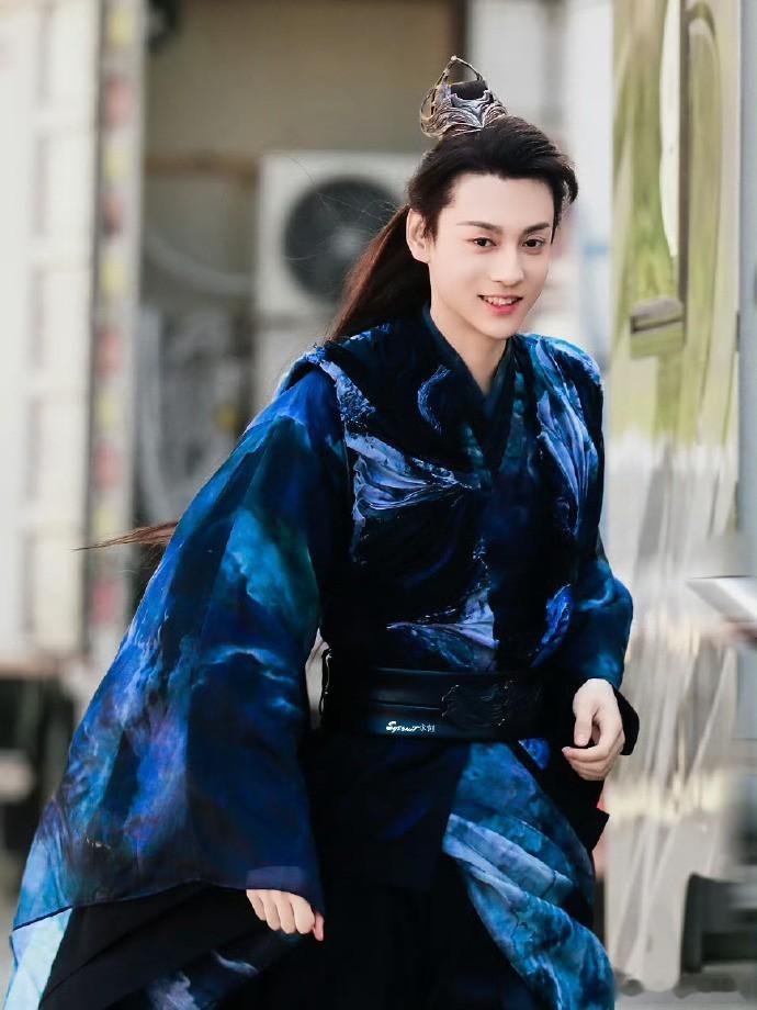 田栩宁古装造型曝光，是否适合内娱古偶男主？ ​​​