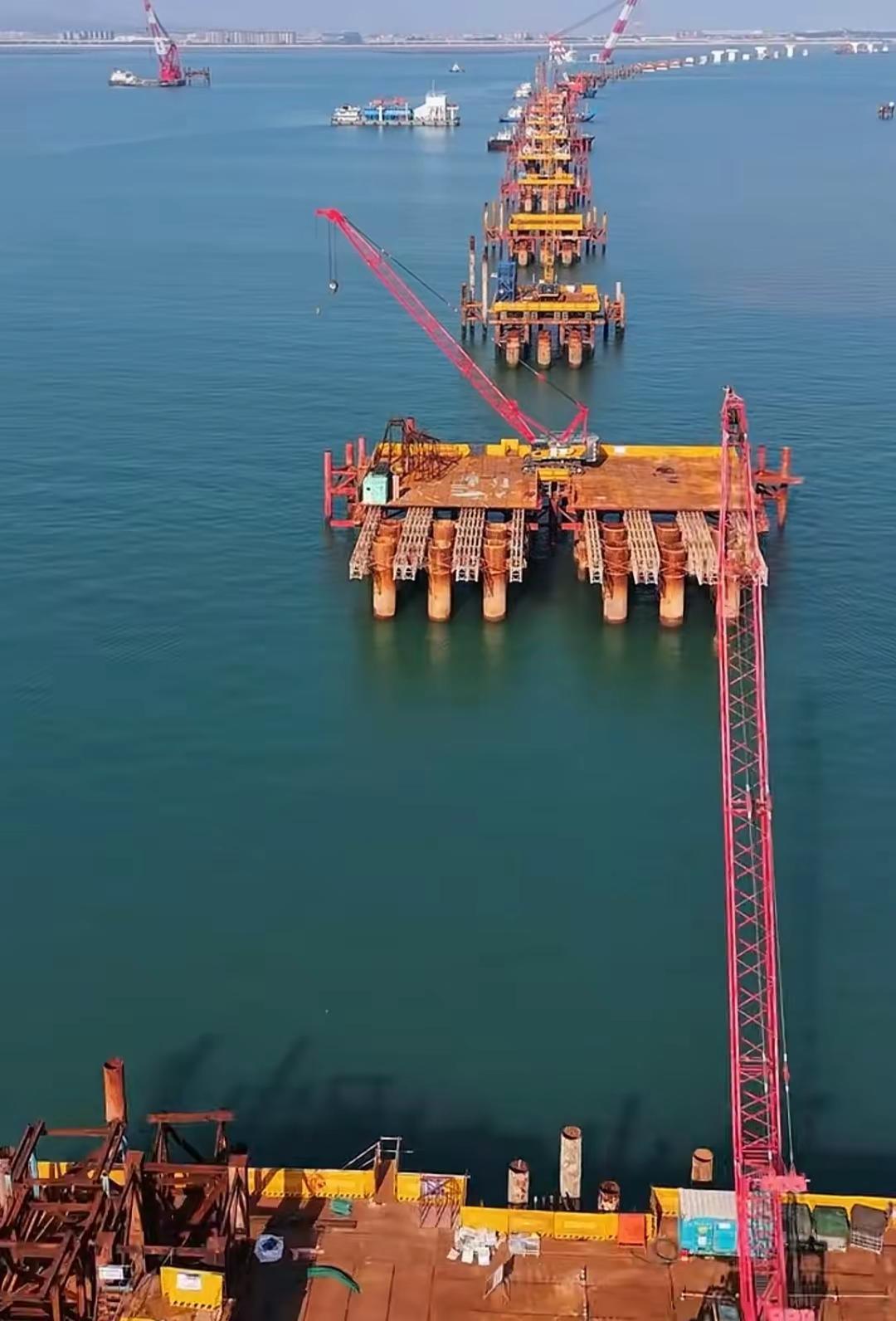 建设中的金夏大桥